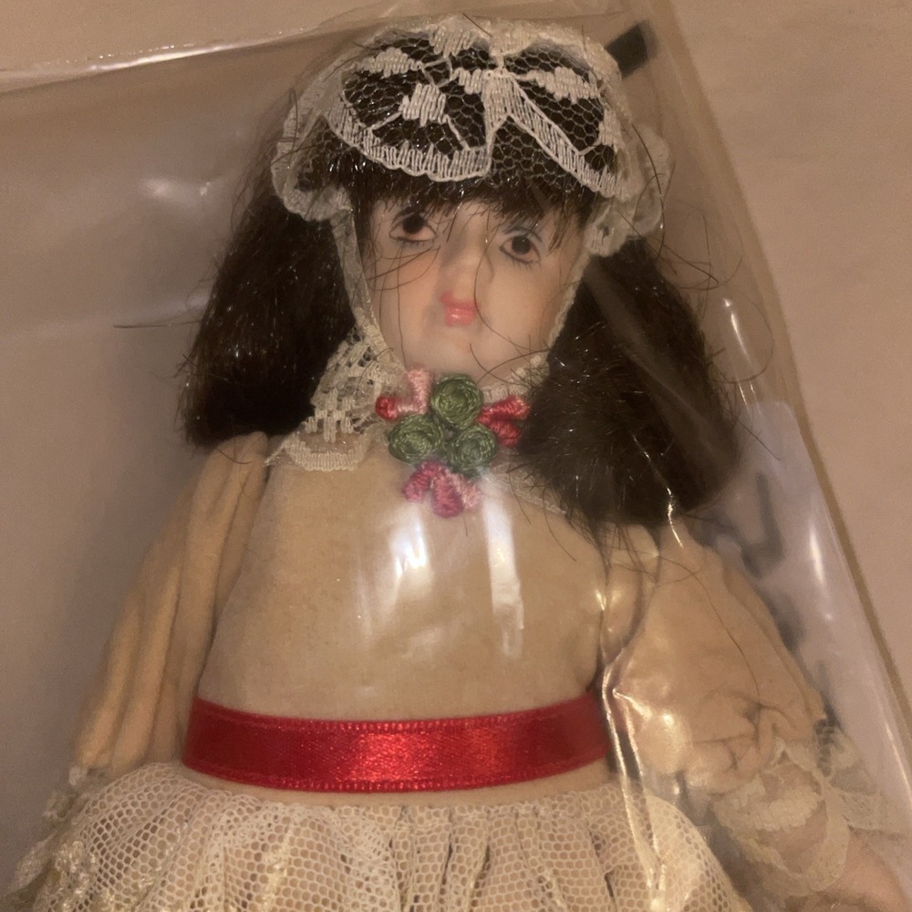 Vintage 6.5" Porcelain Doll Beige Velvet Dress Ivory Lace Trim Bonnet Gorham